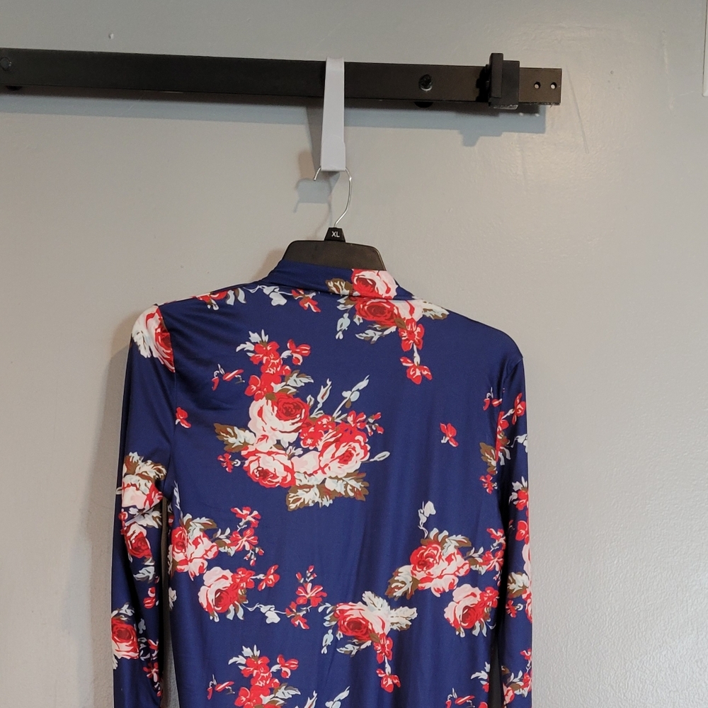 Cardigan - Picture 2 of 4